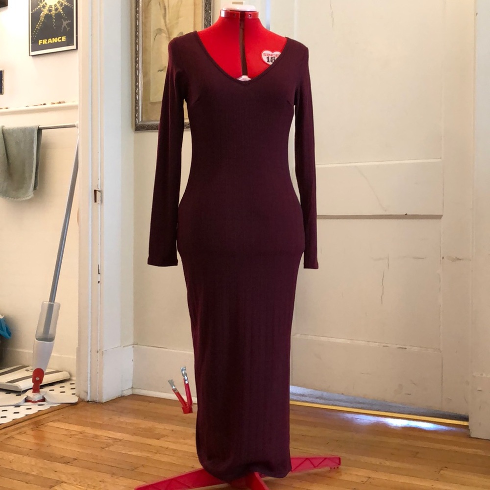 New Mode USA Maroon knit Dress with Side Slit